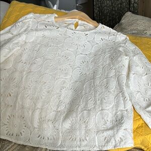 Elegant White Lace Women's Top